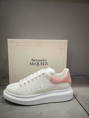NEW Alexander McQueen Tech Calf Low Top Sneakers Croc Leather Size 40 / 10 $590
